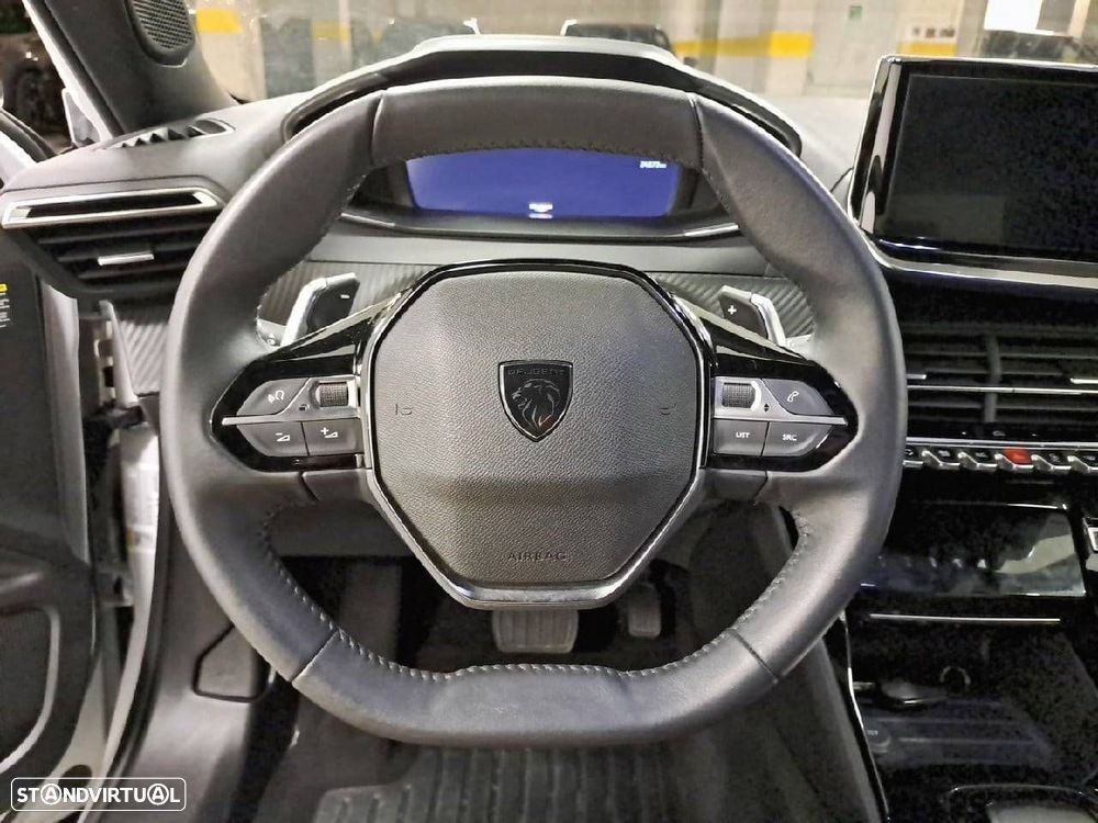 Peugeot 2008 1.2 Hybrid Allure e-DCS6 - 12