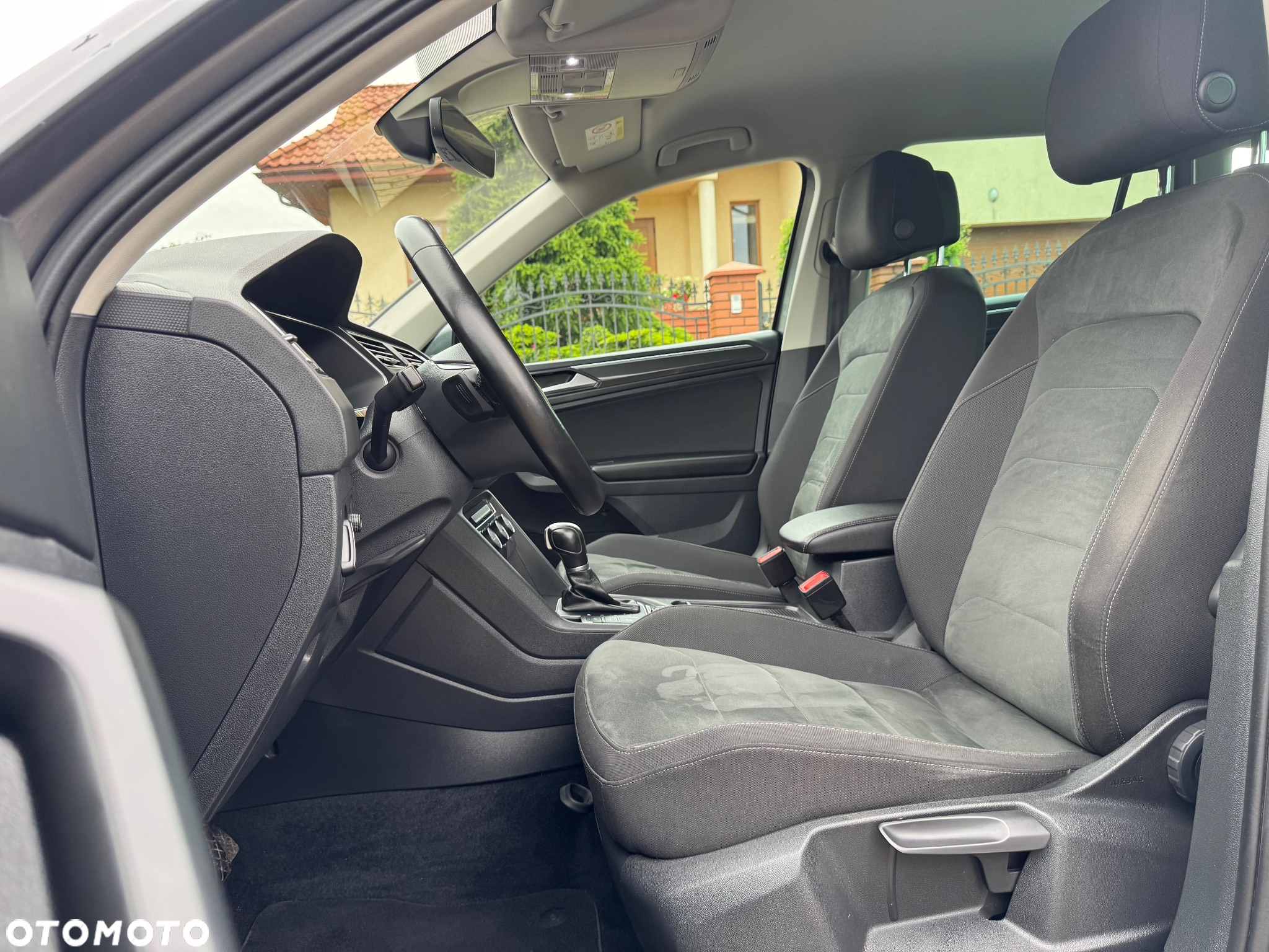 Volkswagen Tiguan - 30