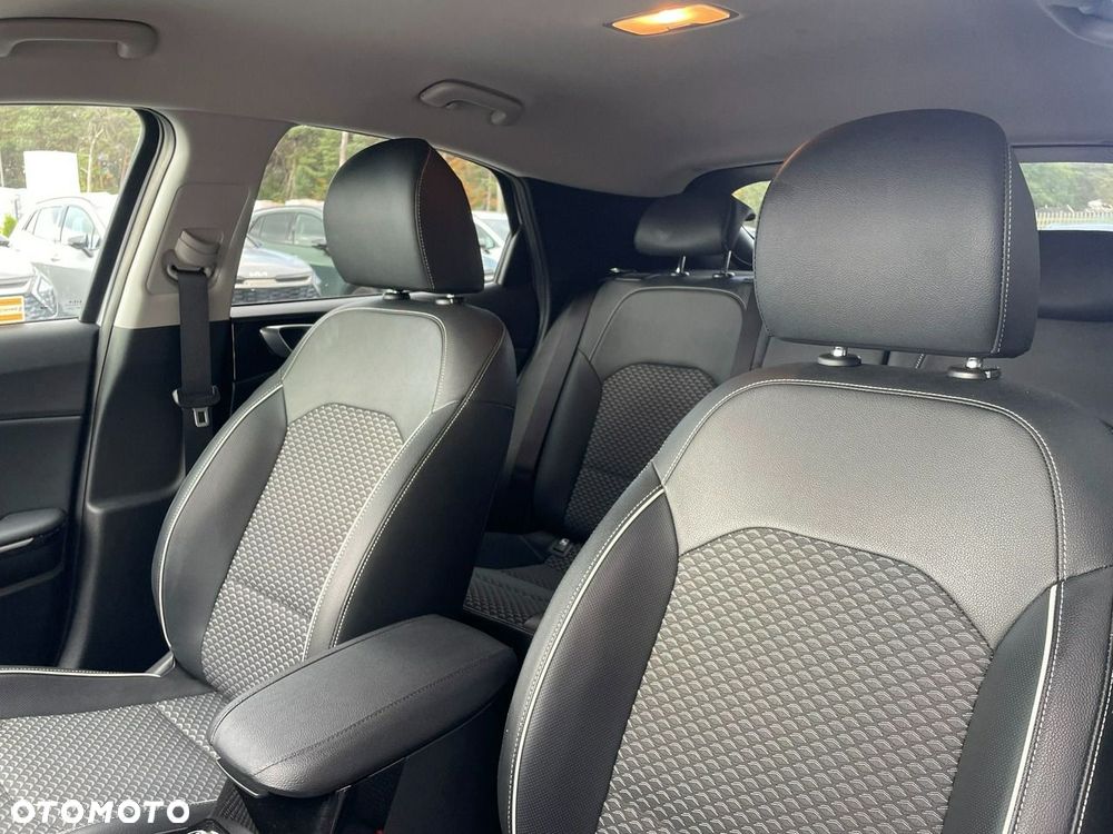 Kia XCeed 1.5 T-GDI Business Line DCT - 11