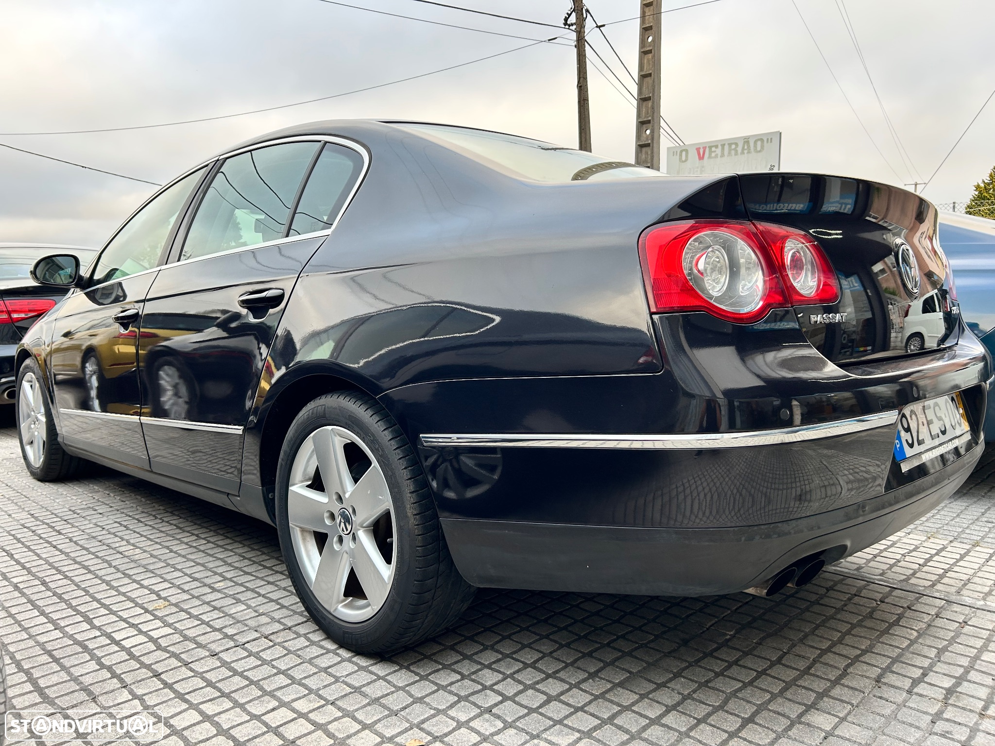 VW Passat 2.0 TDI Highline DSG - 2