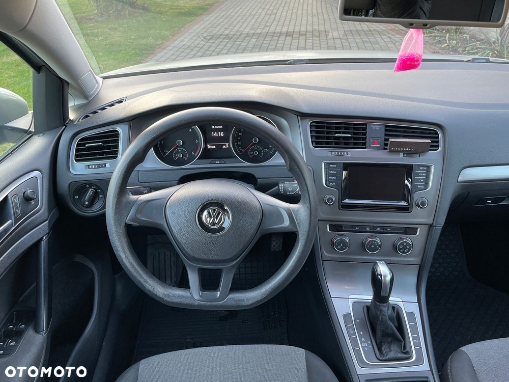 Volkswagen Golf 1.6 TDI BlueMot Trendline DSG - 23