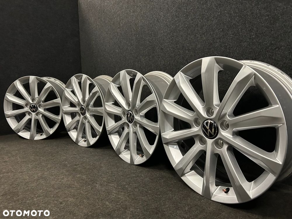 Alufelgi VW Passat B8, B7, Touran, Golf 7, 8 17 cali 5x112 4szt. Ładne! - 1