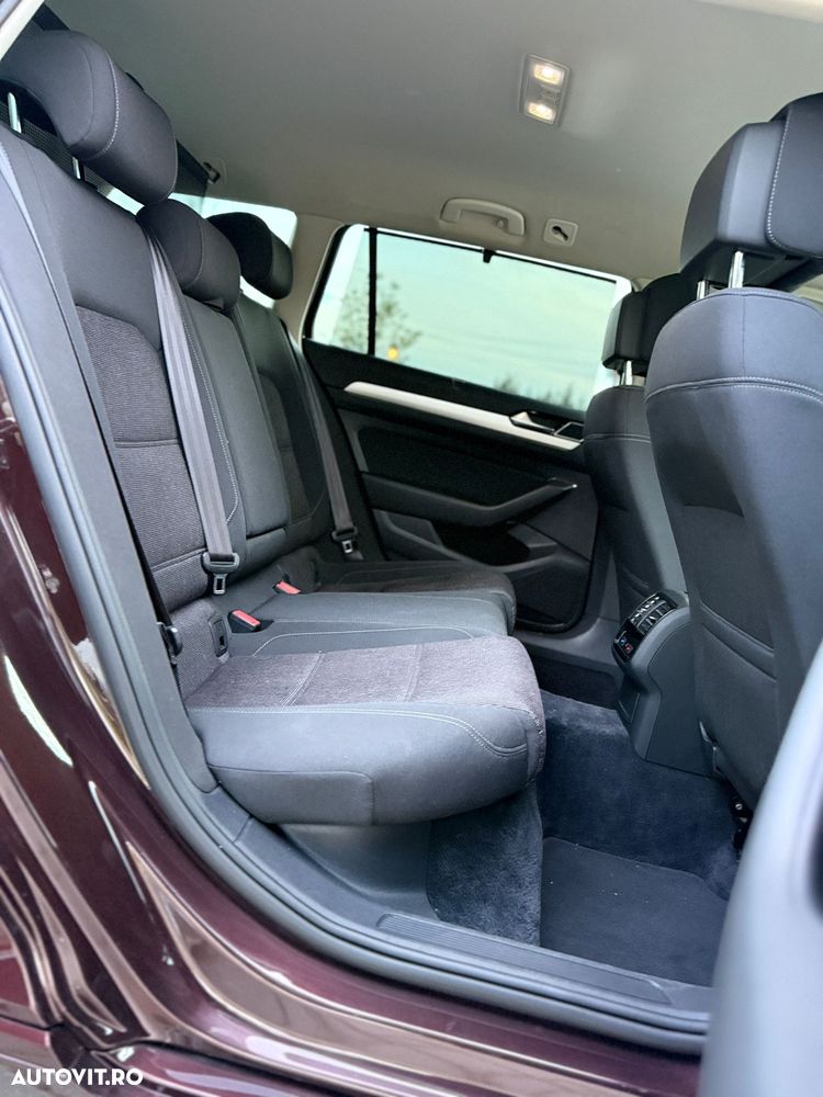 Volkswagen Passat 2.0 TDI SCR (BlueMotion Technology) Highline - 9