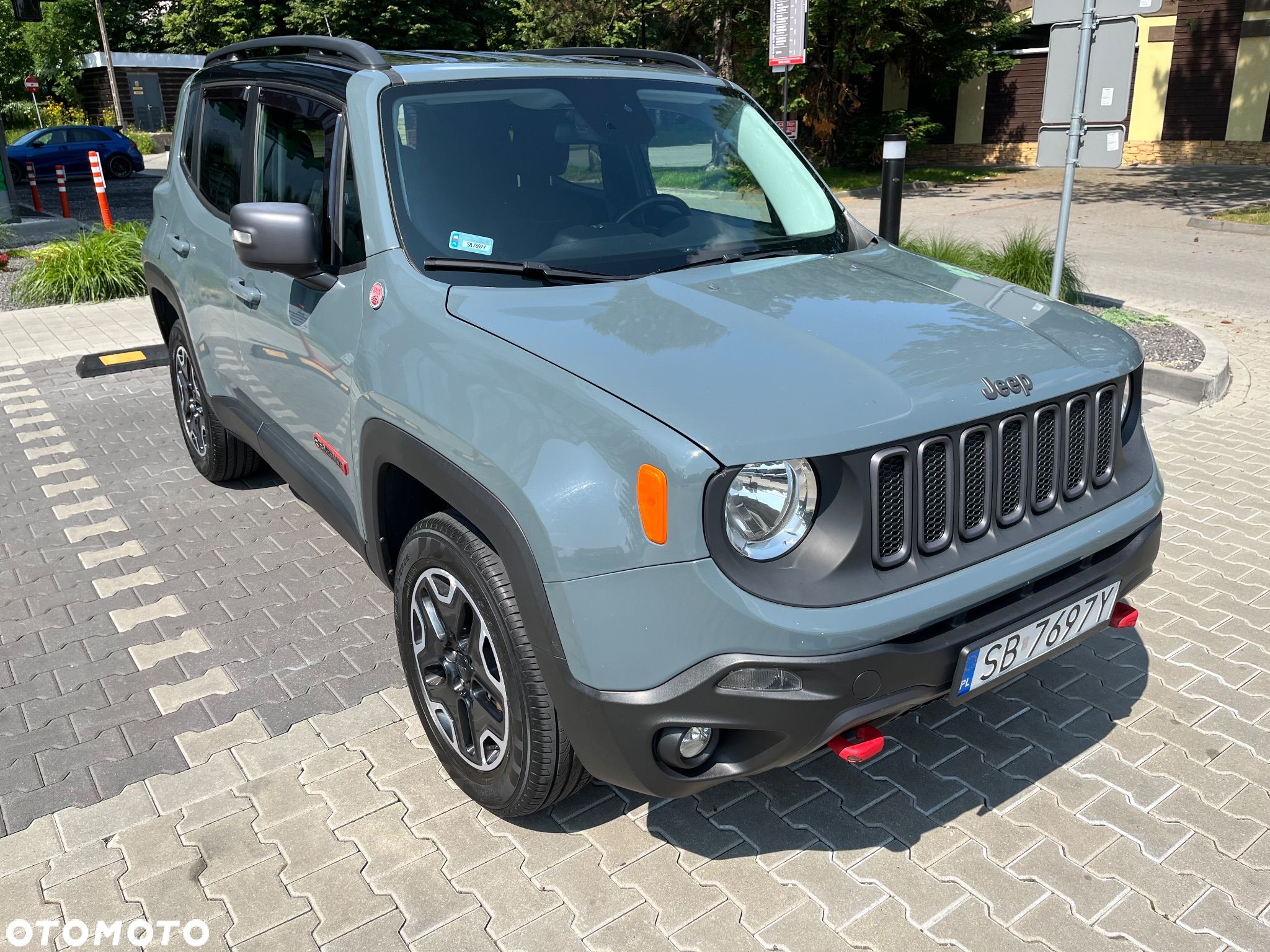 Jeep Renegade - 1