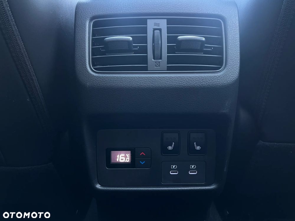 Nissan X-Trail - 24