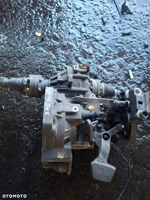 VW GOLF IV 1,6 VW BORA AUDI A3 SKRZYNIA BIEGÓW MANUALNA DUW - 1