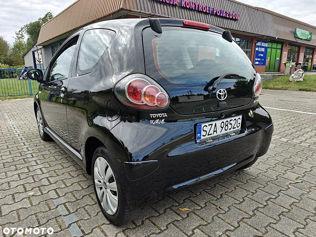 Toyota Aygo 1.0 VVT-i Black - 4