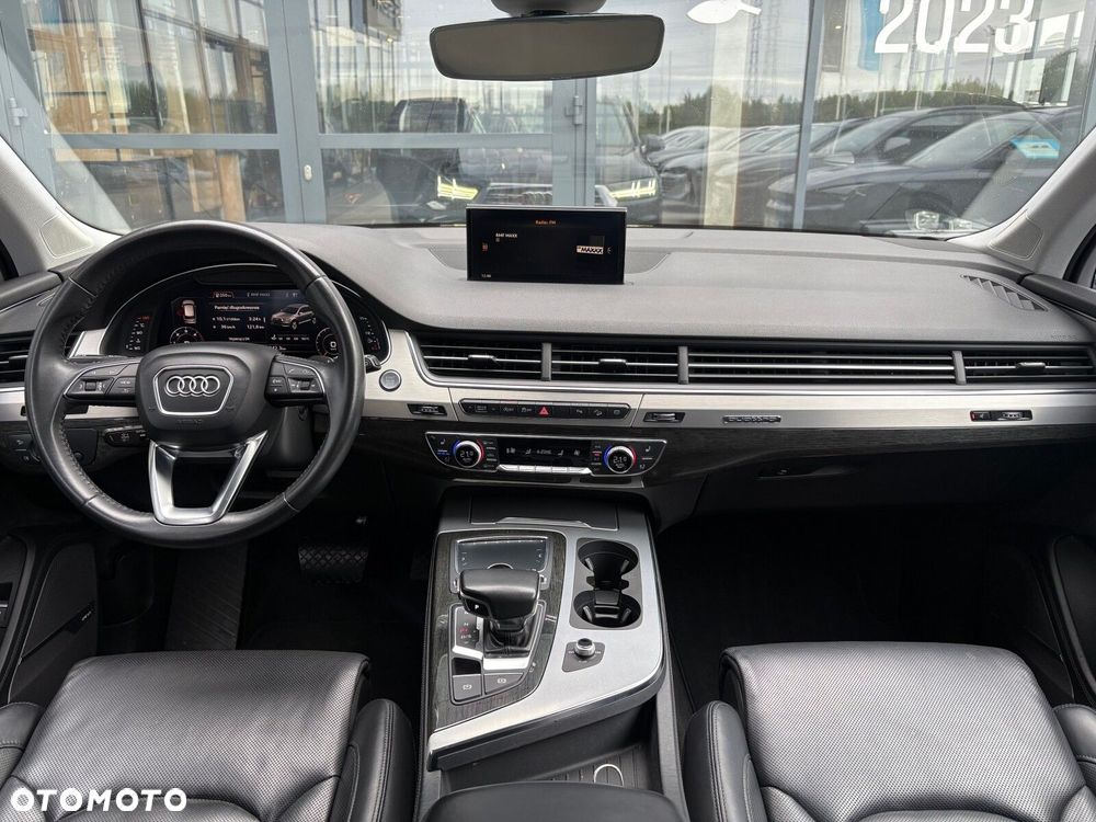 Audi Q7 - 10