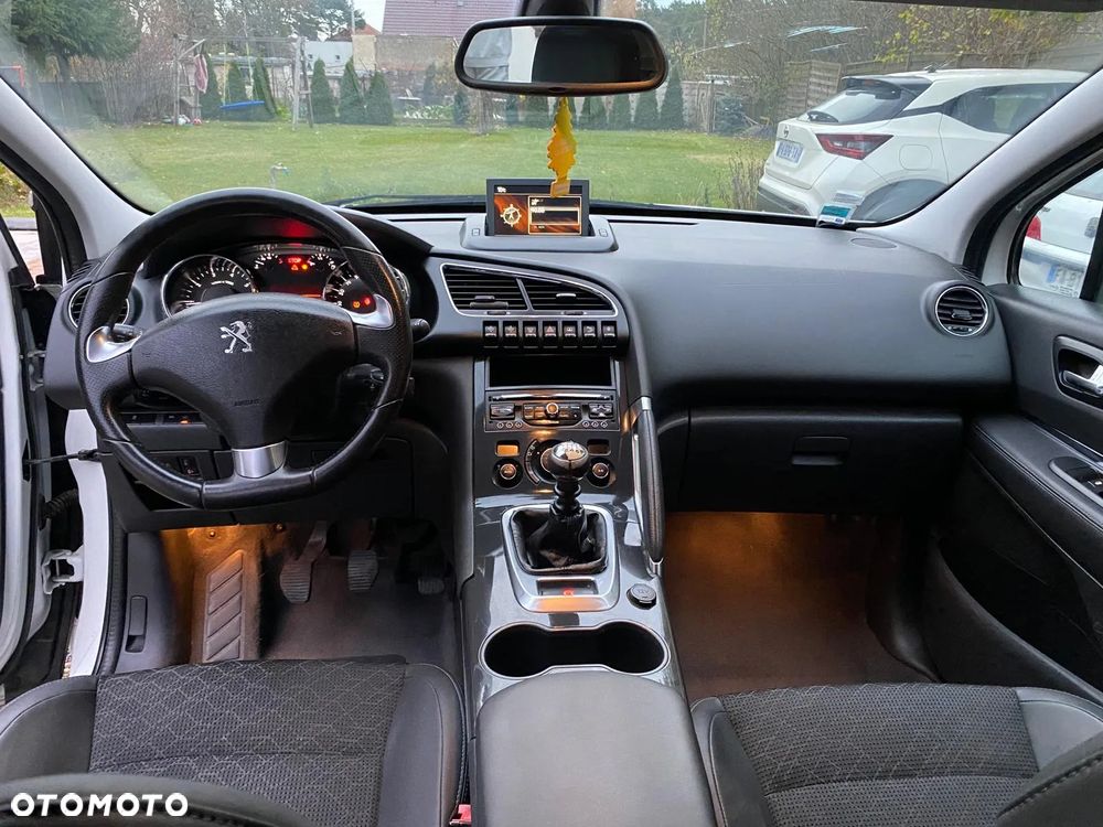 Peugeot 3008 PureTech 130 Stop & Start GPF Allure - 8