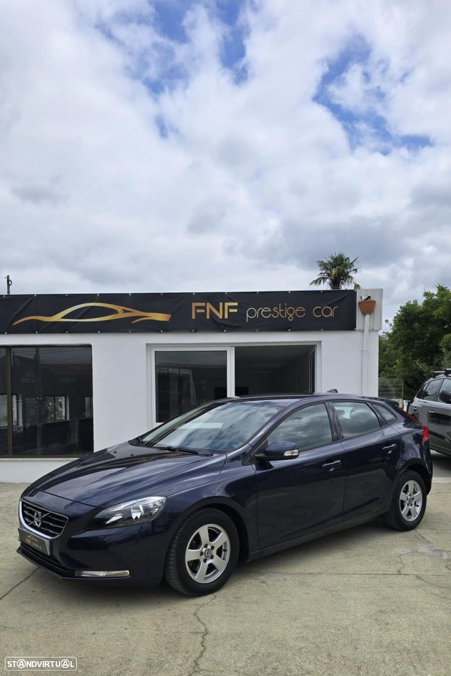 Volvo V40 1.6 D2 Kinetic - 4