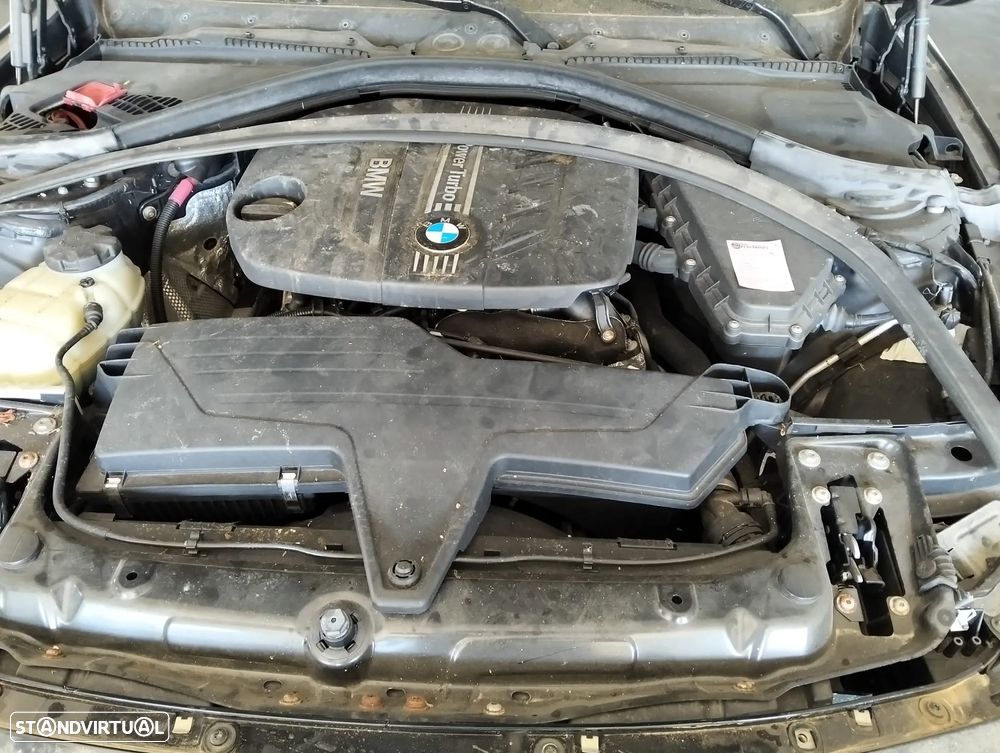 BMW 3 Touring (F31) 320 d - 6