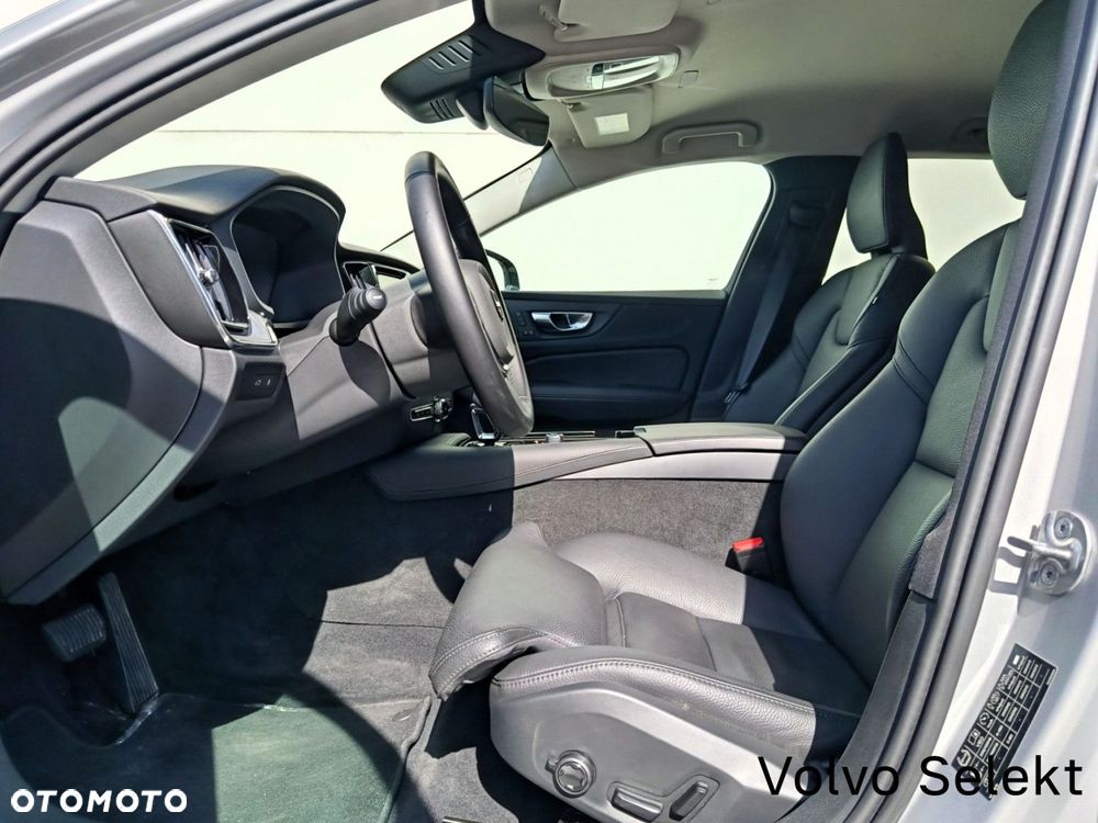 Volvo V60 - 11