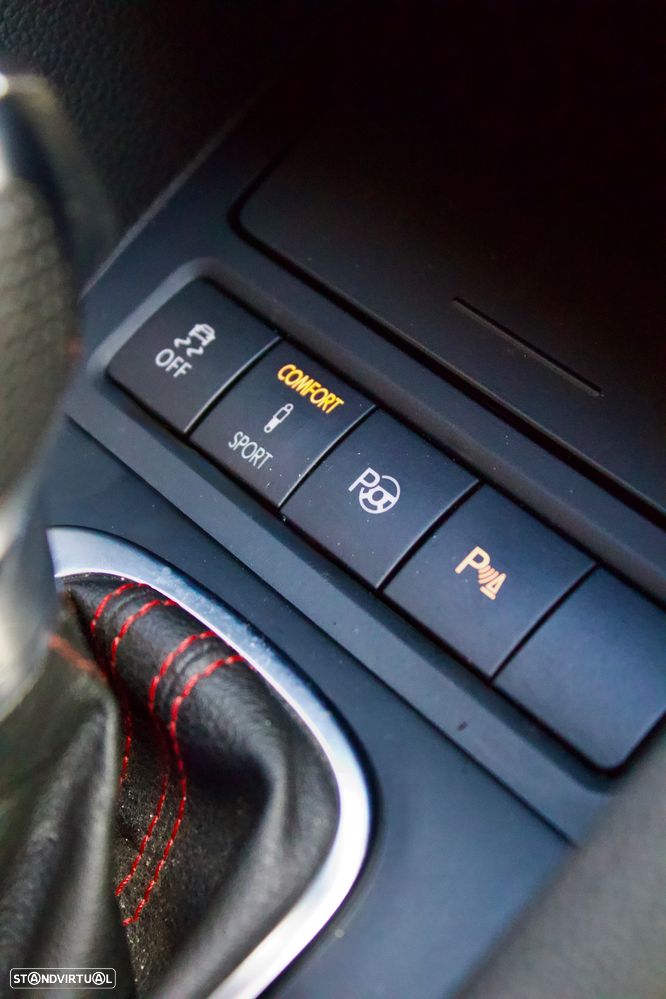 VW Golf 2.0 TSi GTI DSG - 10