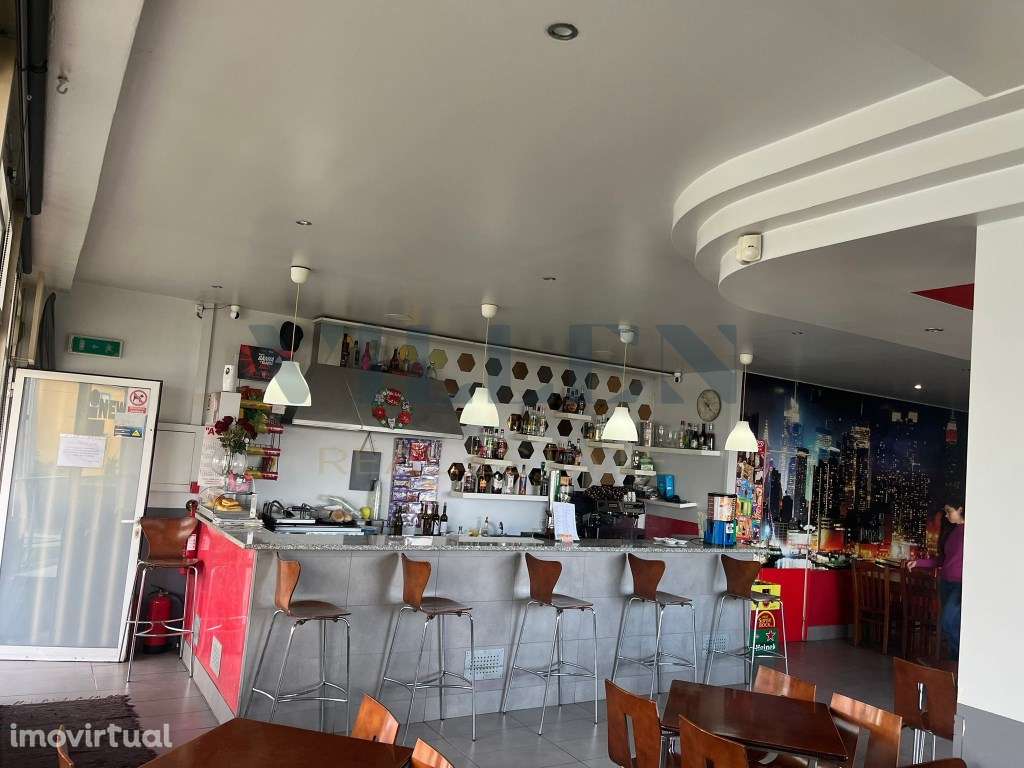 Oportunidade única em Lousado - Café/Bar em pleno funcionamento! - Grande imagem: 5/9