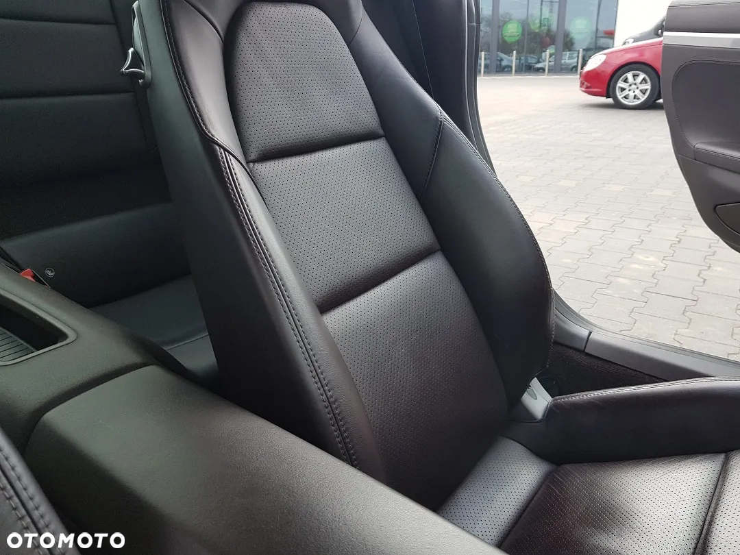 Porsche 911 Carrera 4S PDK - 22