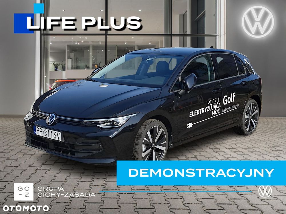 Volkswagen Golf - 1