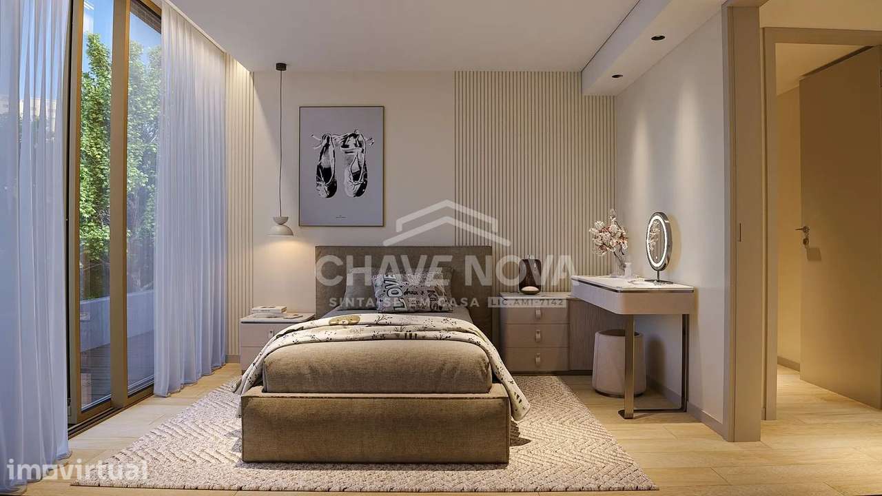 T3 Novo c/ Varanda e 4 Lugares de Garagem em Santa Marinha - Grande imagem: 5/8