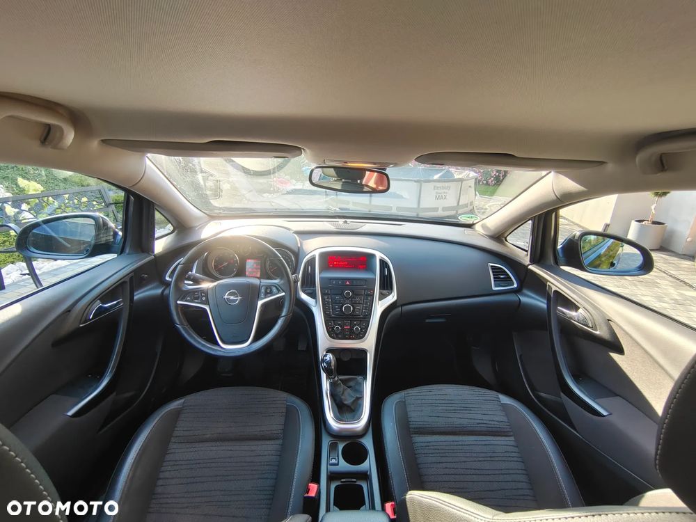 Opel Astra 1.4 T Cosmo - 8