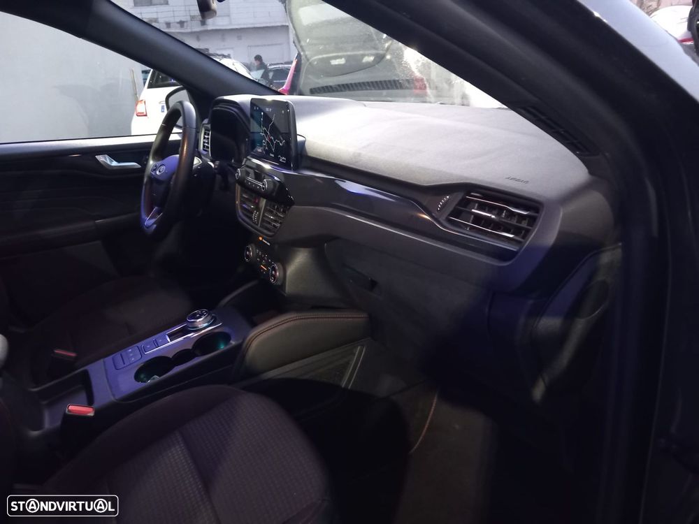 Ford Kuga 1.5 TDCi EcoBlue ST-Line Aut. - 11