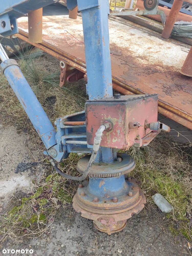 żuraw hydrauliczny stacjonarny - 3