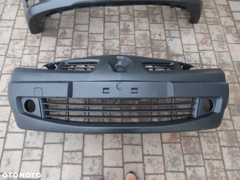 RENAULT MEGANE II 02-05 Zderzak przedni NOWY - 1