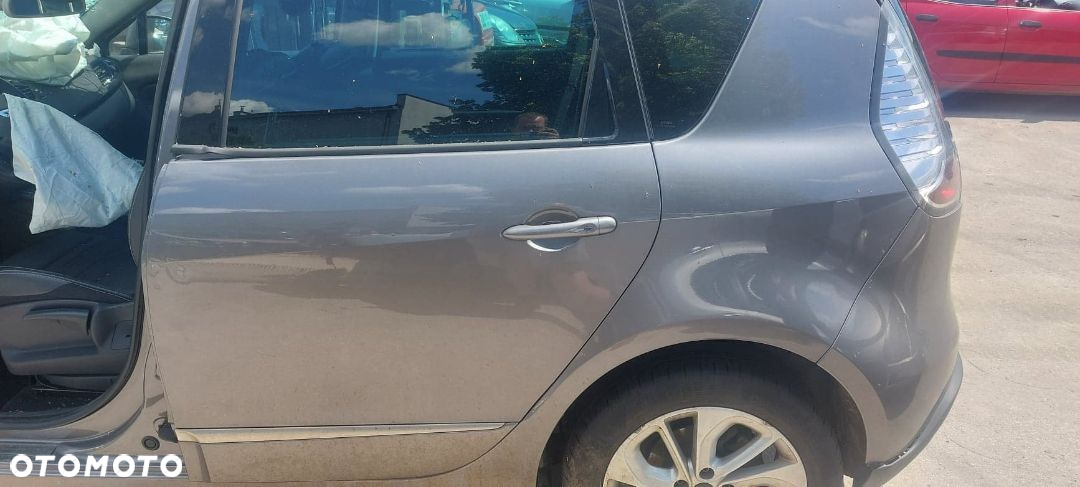RENAULT scenic iii lift 1,2 TCE rozrusznik - 3
