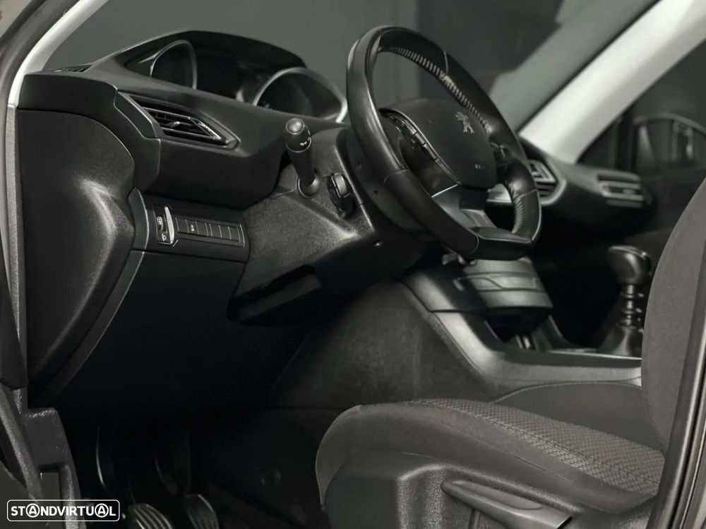 Peugeot 308 - 2