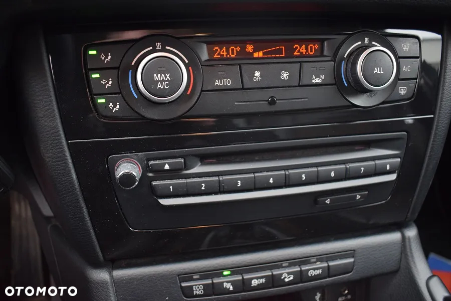 BMW X1 xDrive18d xLine - 11