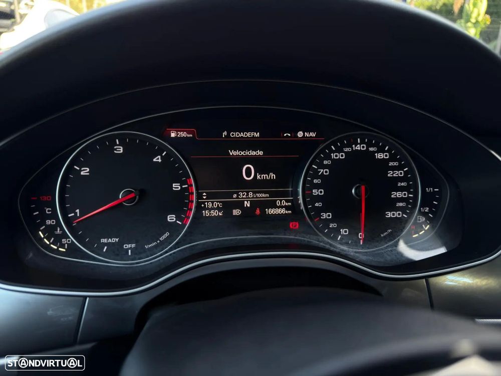 Audi A6 Avant 2.0 TDi Advance S tronic - 31