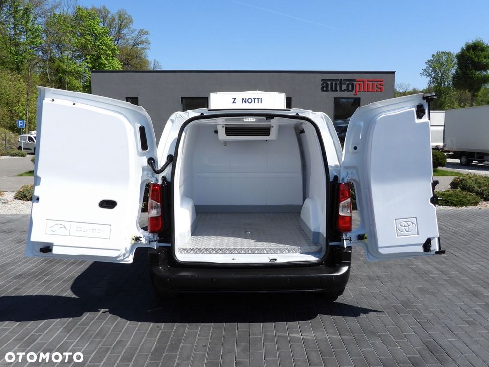 Toyota PROACE CITY  FURGON CHŁODNIA  -15*C ZASILANIE 230V TEMPOMAT KLIMATYZACJA  100KM - 14