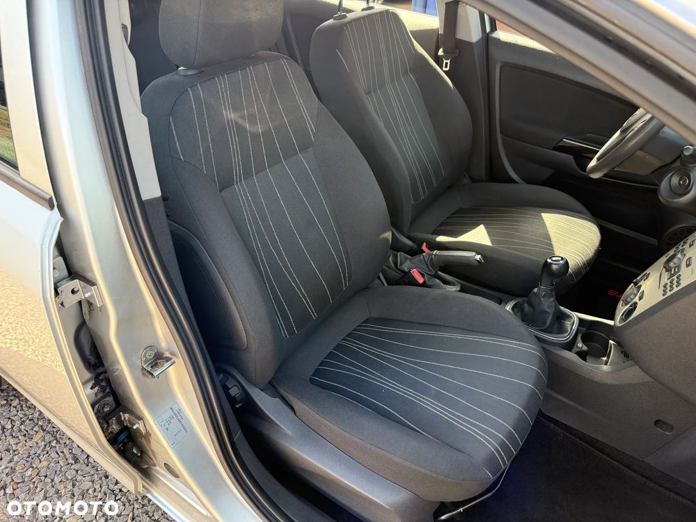 Opel Corsa - 12