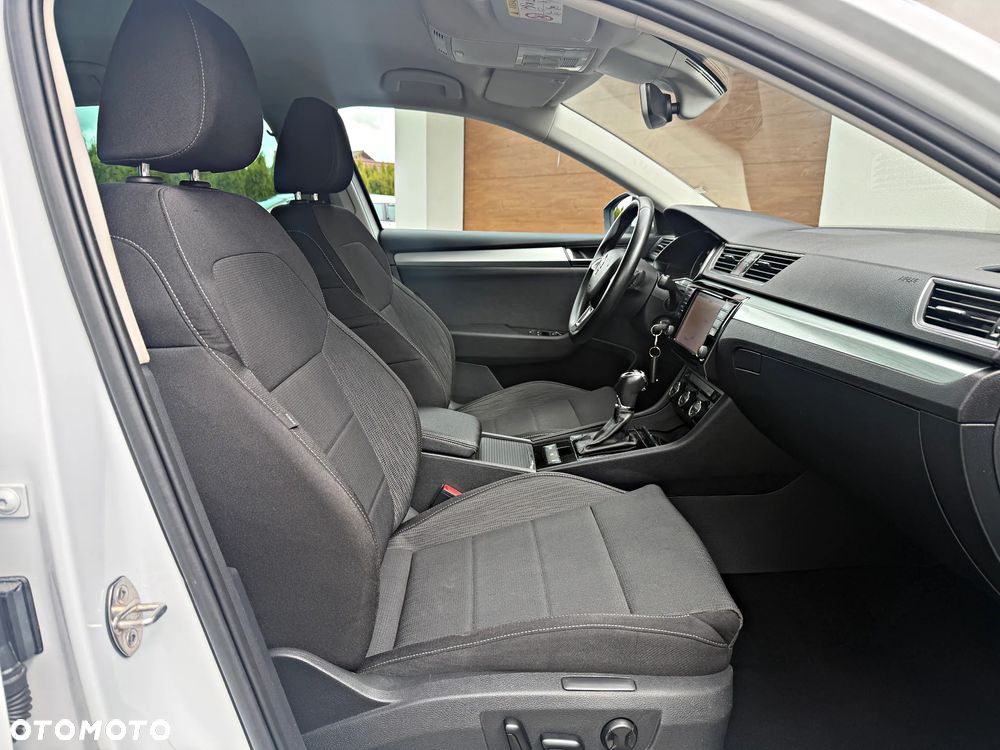 Skoda Superb 2.0 TDI DSG Style - 22