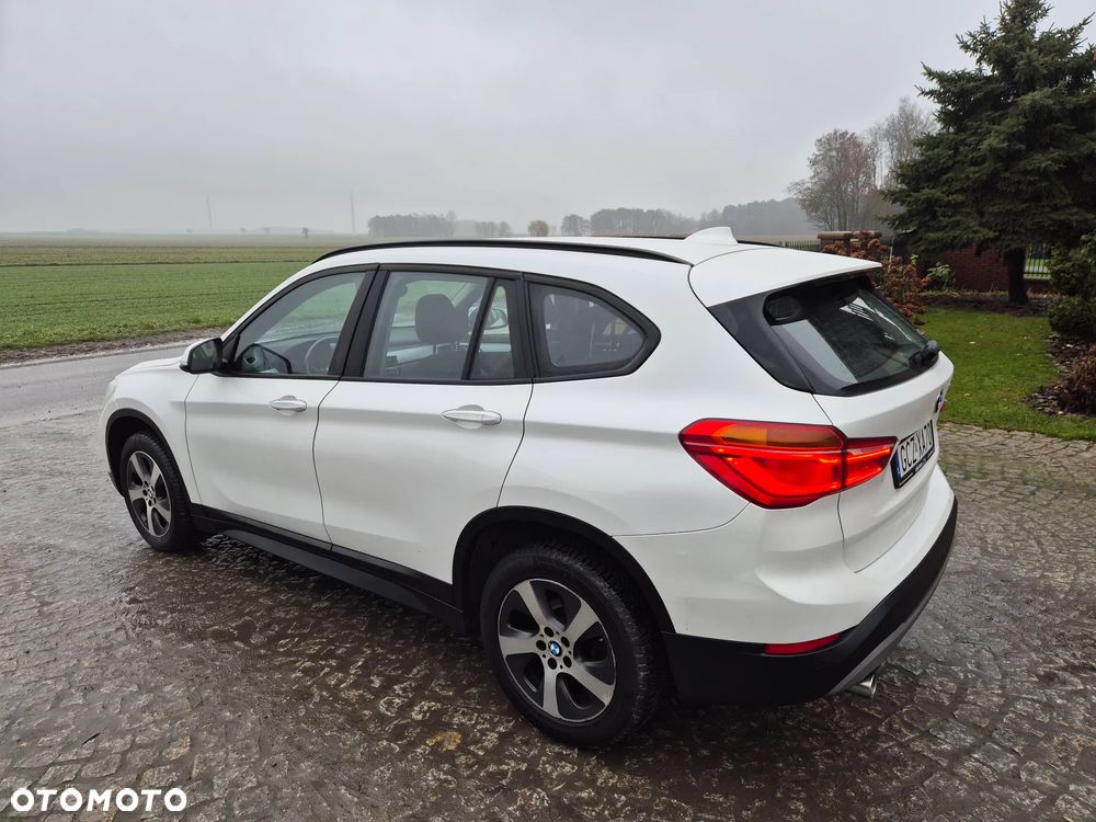 BMW X1 sDrive18d - 5