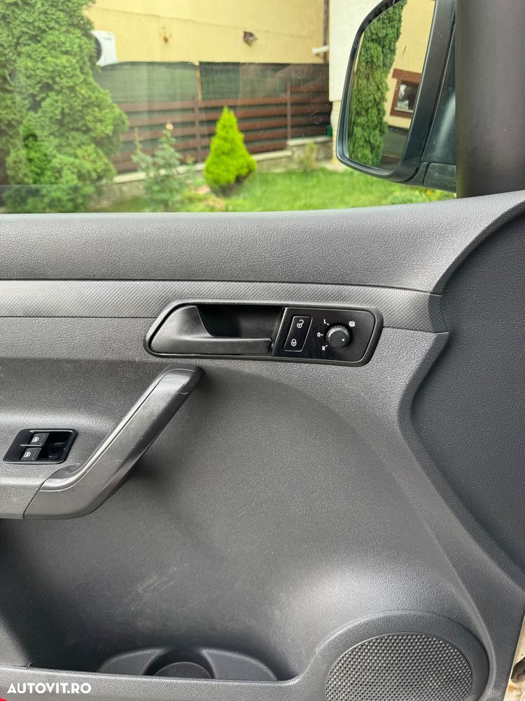 Volkswagen Caddy - 10