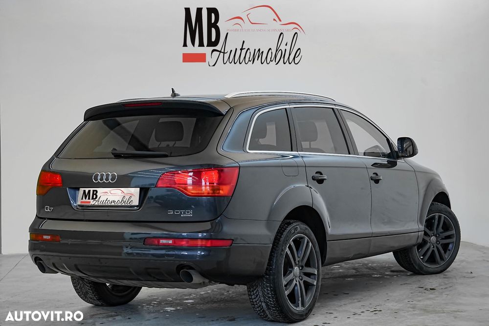 Audi Q7 - 6