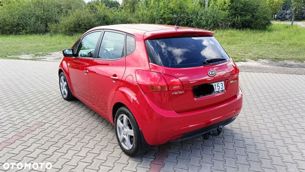 Kia Venga - 6