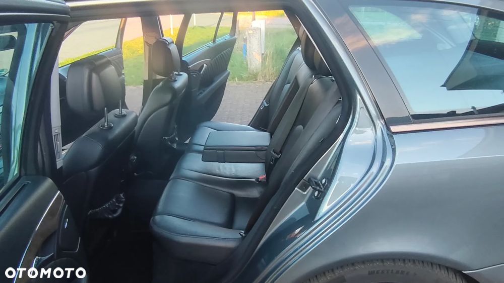 Mercedes-Benz Klasa E 320 CDI 7G-TRONIC Avantgarde BusinessEDITION - 15