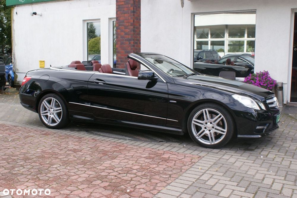 Mercedes-Benz Klasa E - 16