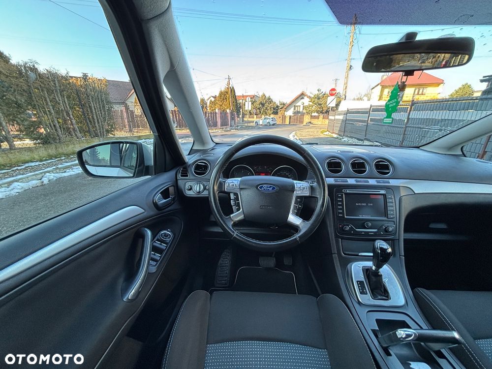Ford S-Max 2.0 TDCi DPF Champions Edition - 13
