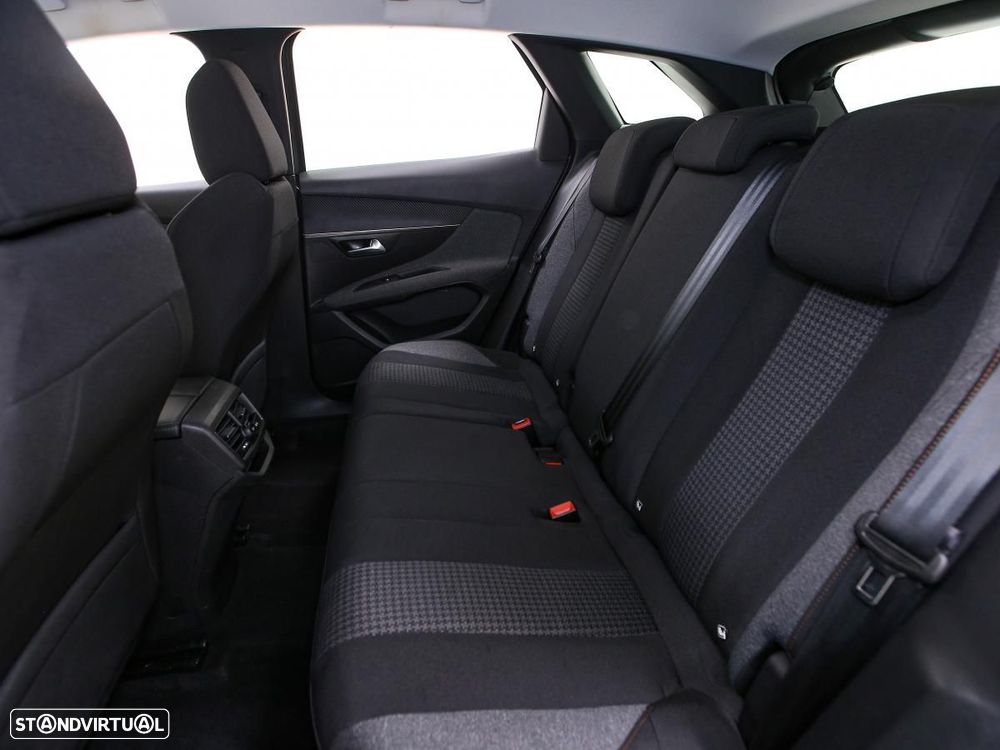 Peugeot 3008 1.5 BlueHDi Active - 9
