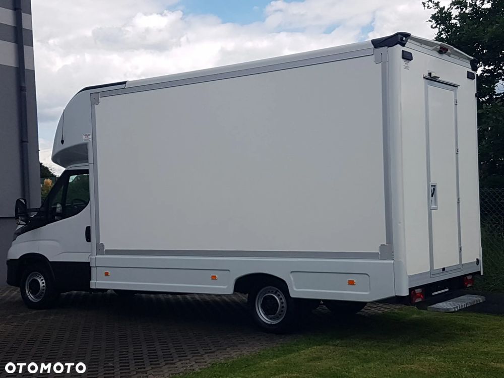Iveco DAILY KONTENER NISKOPODŁOGOWY 4,44x2,23x2,43 SKLEP FOODTRUCK BAR KLIMA KONIOWÓZ KAMPER - 3