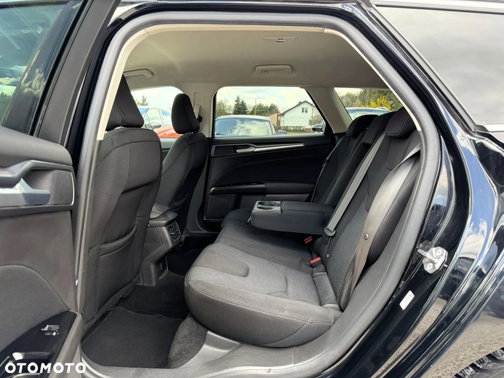 Ford Mondeo 2.0 TDCi Titanium - 12