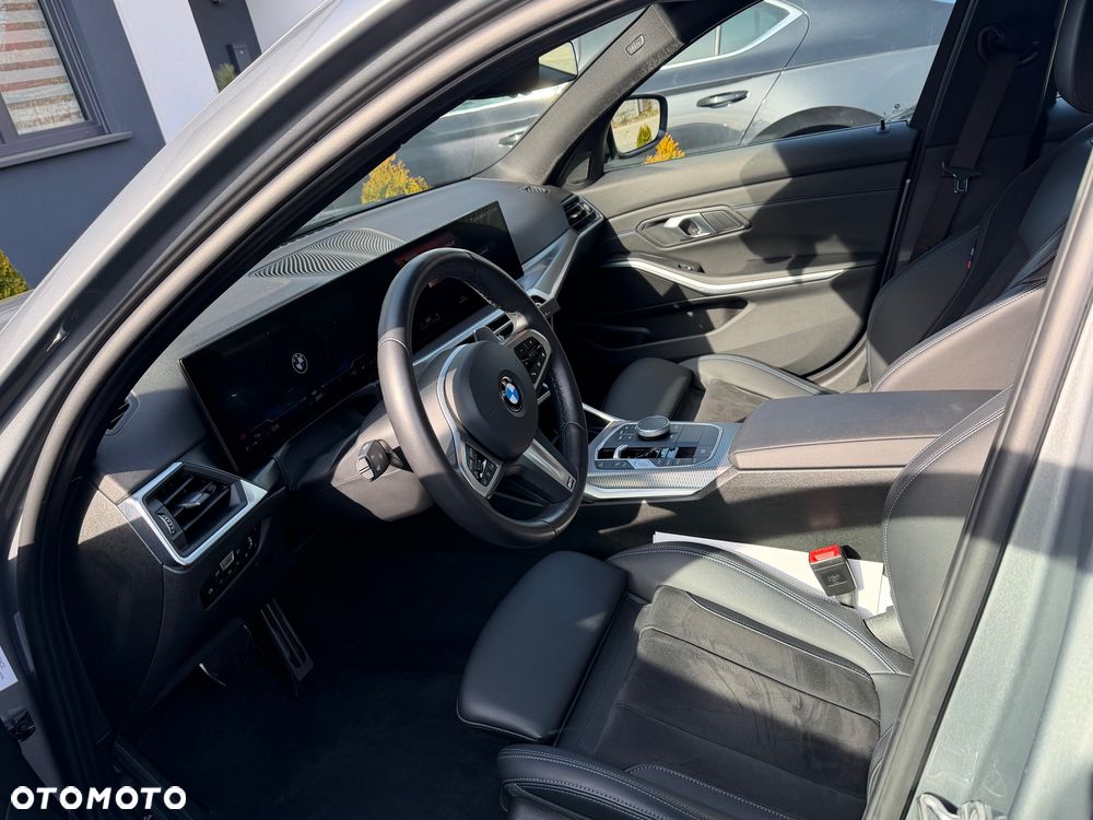 BMW Seria 3 318i M Sport - 4