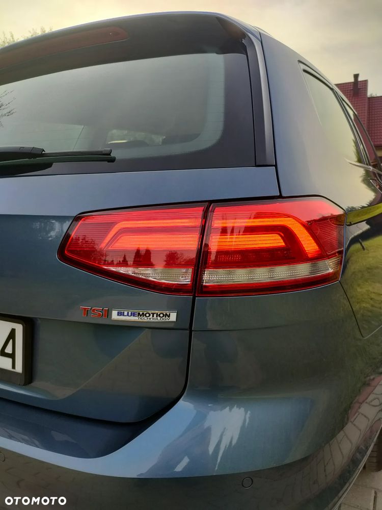 Volkswagen Passat - 8