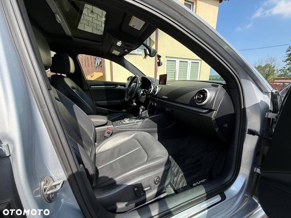 Audi A3 Sportback - 16