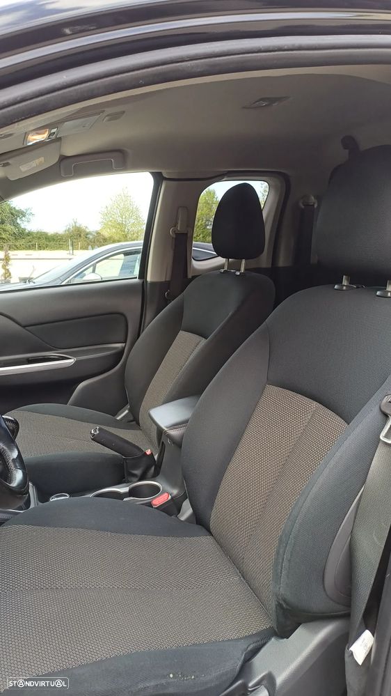 Mitsubishi L200 2.3 DI-D Space Cab Invite 4WD - 7