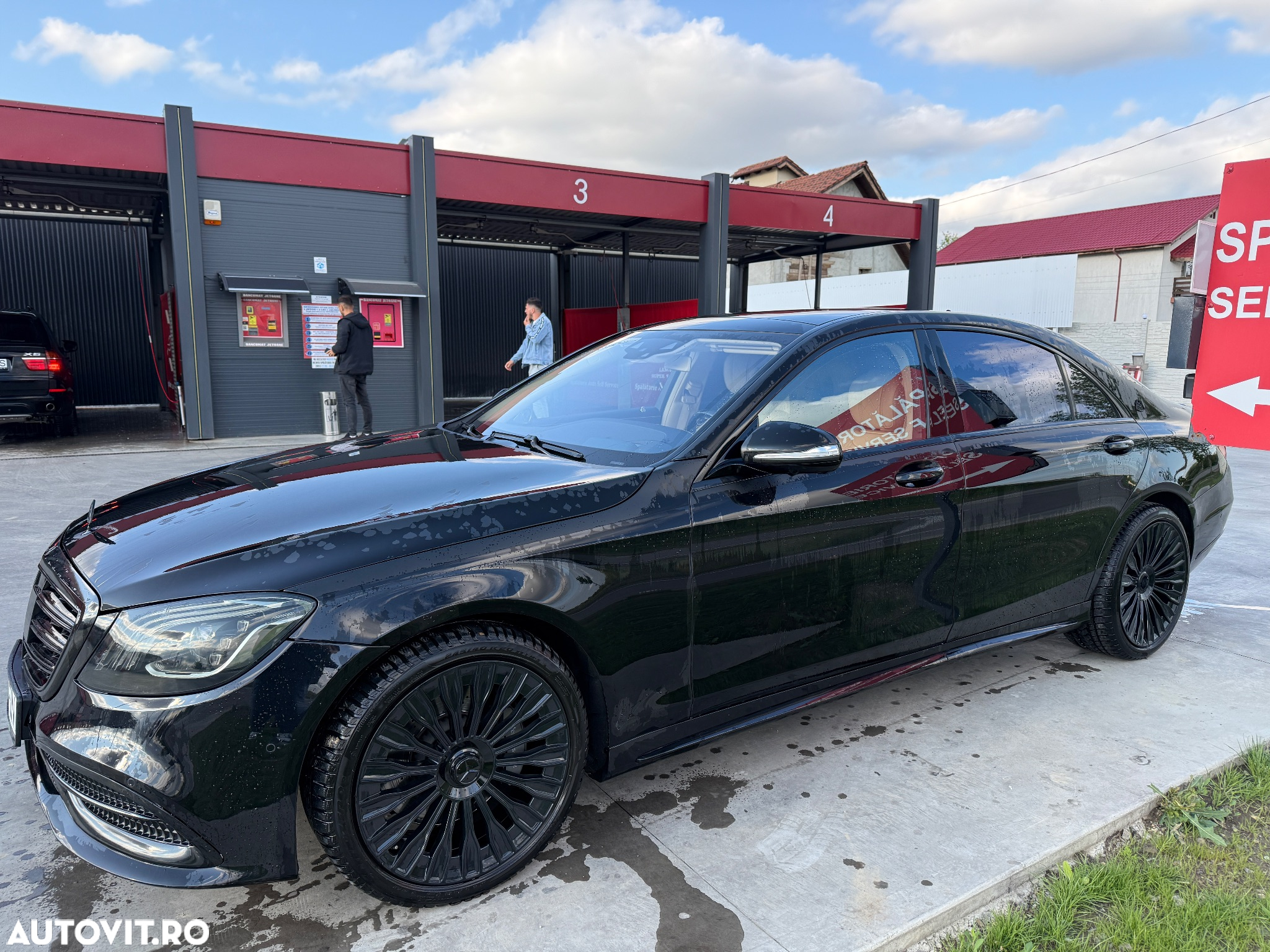 Mercedes-Benz S 560 4Matic 9G-TRONIC - 4