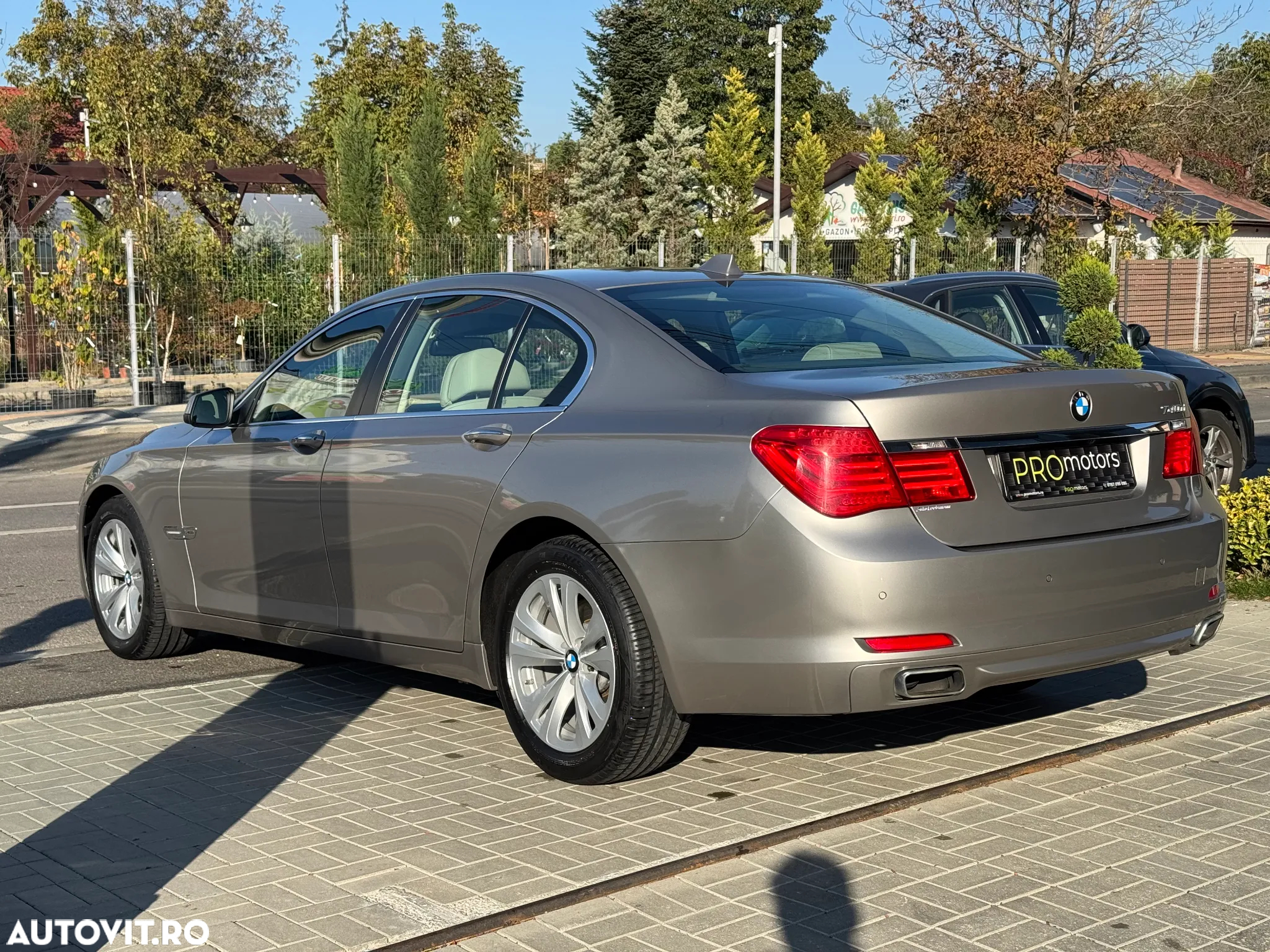 BMW Seria 7 740d xDrive Aut. - 3