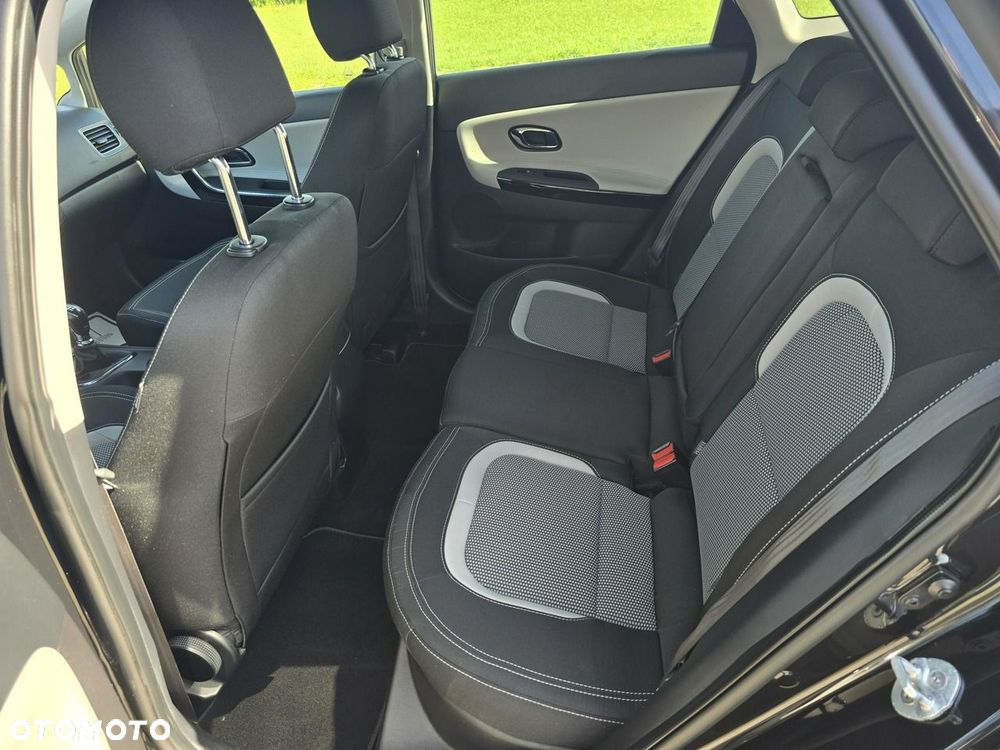 Kia Ceed - 18