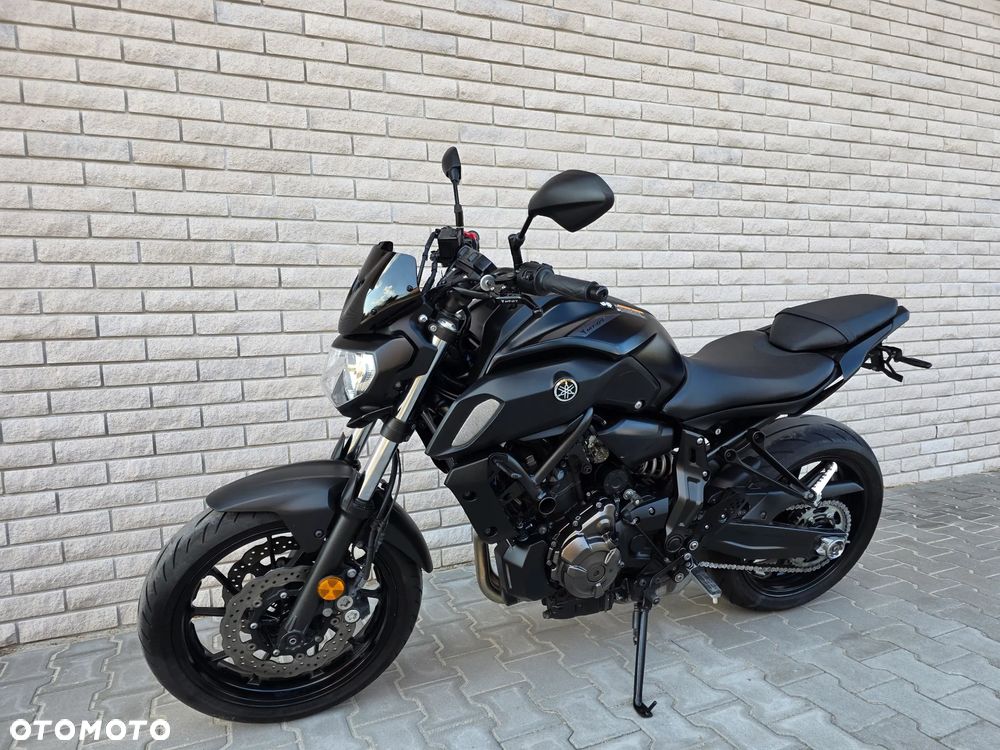 Yamaha MT - 5